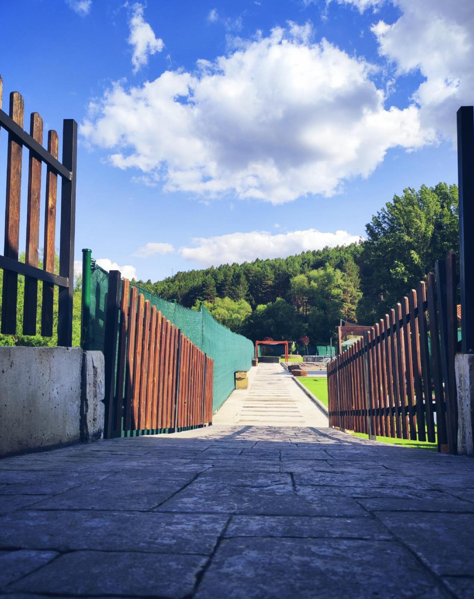 Casa Rural La Puerta Del Rio Lobos San Leonardo de Yagüe 外观 照片