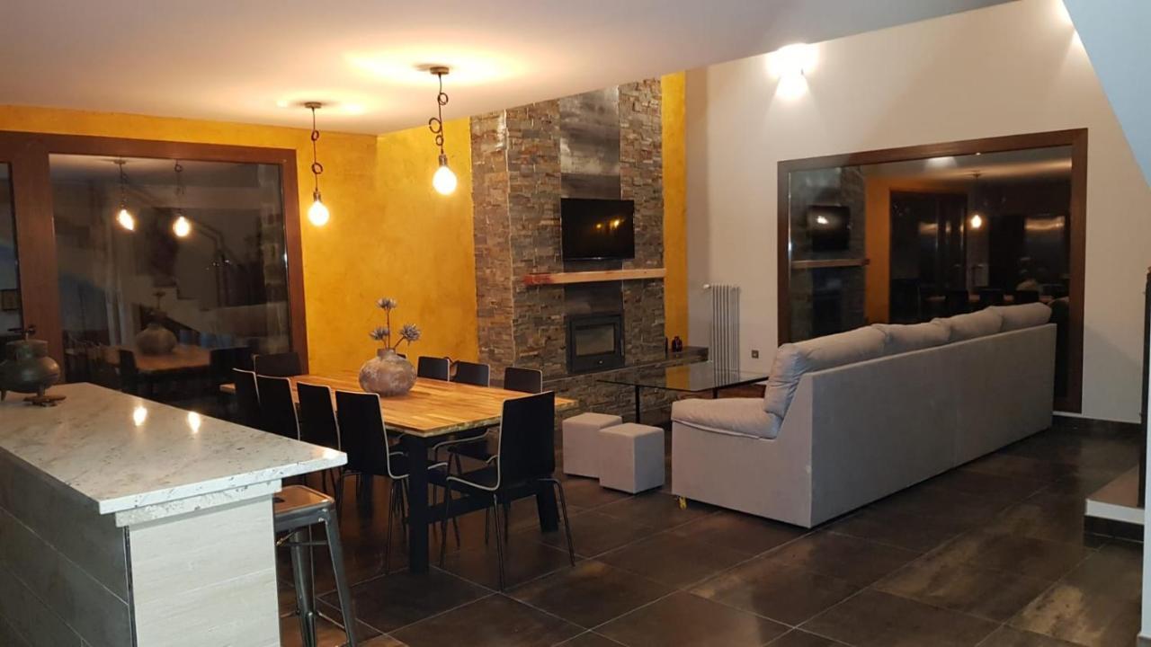 Casa Rural La Puerta Del Rio Lobos San Leonardo de Yagüe 外观 照片