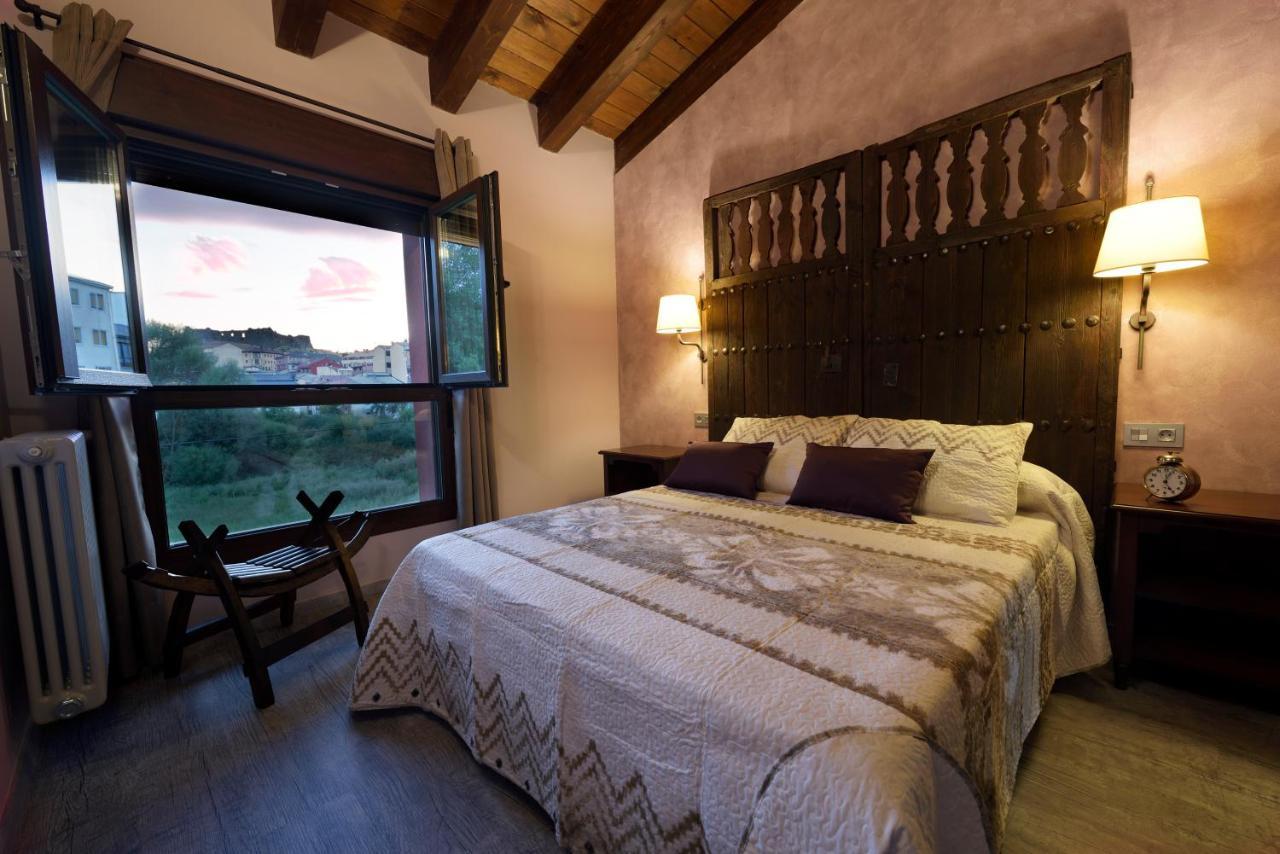 Casa Rural La Puerta Del Rio Lobos San Leonardo de Yagüe 外观 照片
