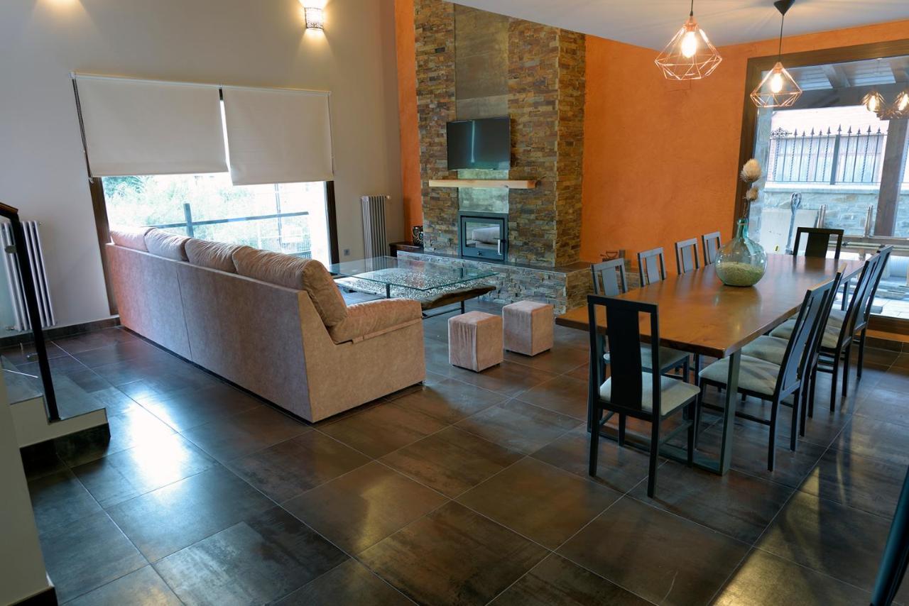 Casa Rural La Puerta Del Rio Lobos San Leonardo de Yagüe 外观 照片